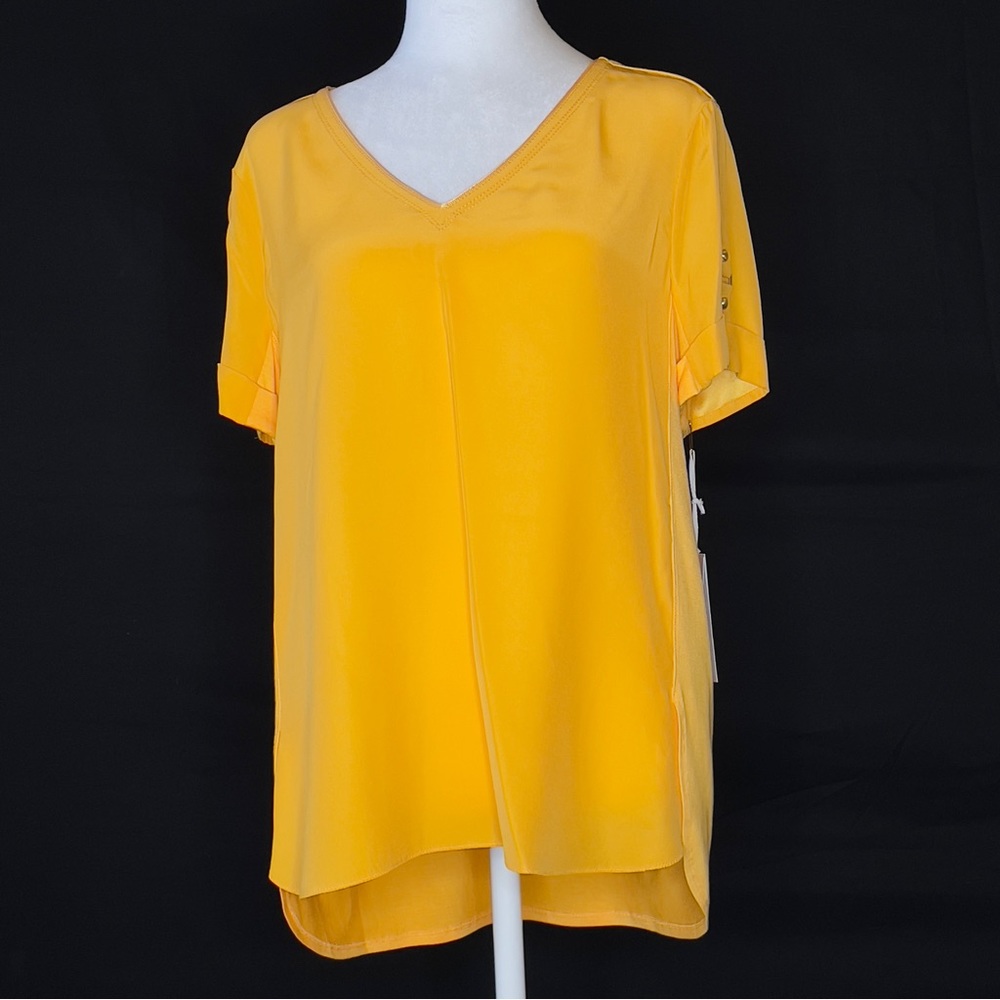 Per Se Yellow V-Neck Short Sleeve Blouse